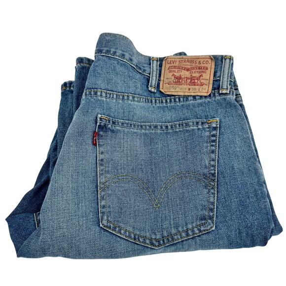Levi's 559 Jeans Mens 38x34 (39x34 ACTUAL) Relaxed Straight Denim Faded Wash - Picture 1 of 10